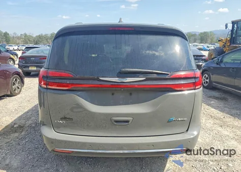 2021 Chrysler Pacifica Hybrid Touring L z USA, uszkodzony, nr VIN 2C4RC1L74MR581043